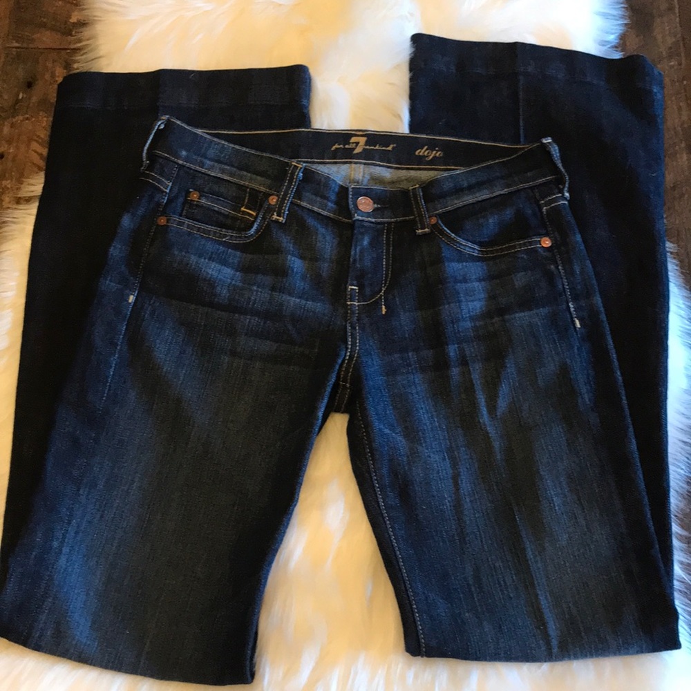 NWOT 7 for all mankind dark wash flare dojo jeans